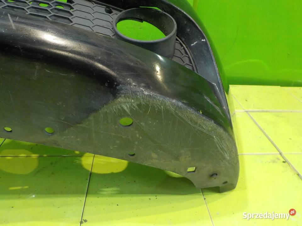 BMW 3 E90 LIFT 20 B 09r 5D zderzak przod