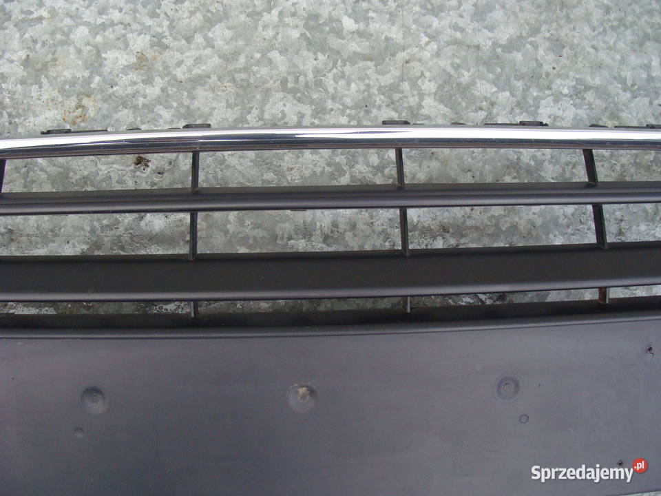 AUDI TT TTS S LINE 8S ATRAPA GRILL 8S0853651 osobowe