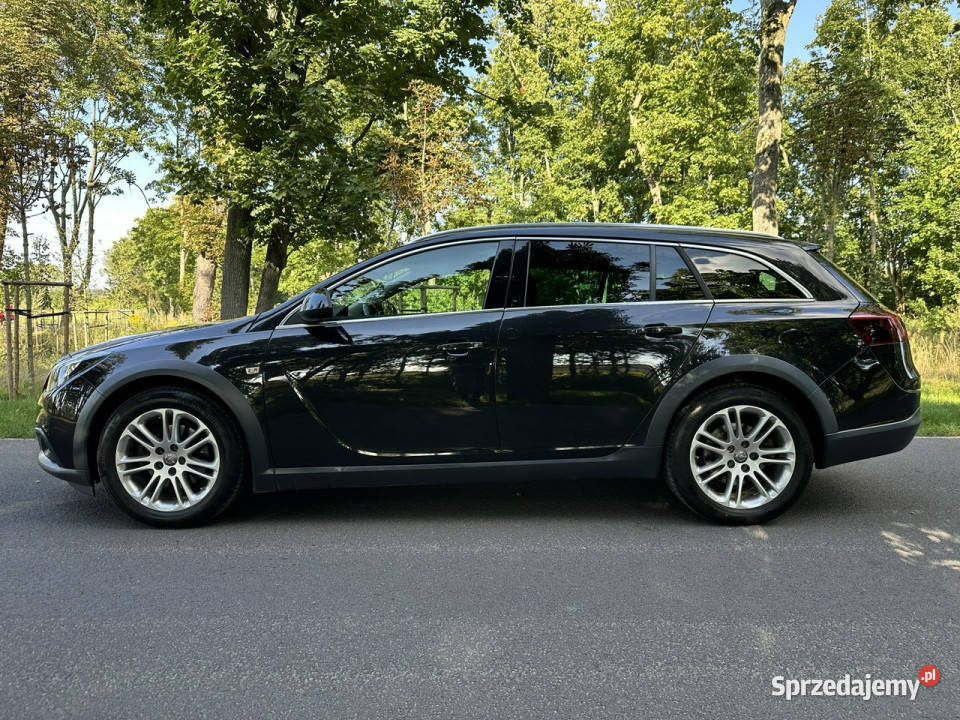Opel Insignia Country Tourer 20 CDTI 163 Navi Insignia Józefkowo sprzedam