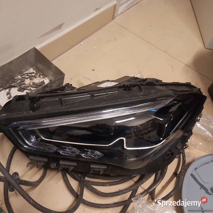 Lampy przednie Mercedes CLA uszkodzone 1111km Warszawa