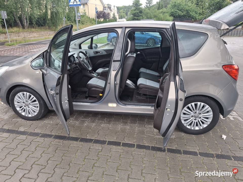 Opel Meriva wygląd Bogate wyposażenie manualna Zielona Góra