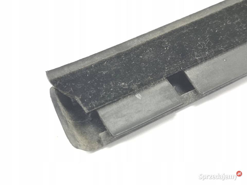 USZCZELKA SZYBY DRZWI PRAWY TYŁ FIAT BRAVA