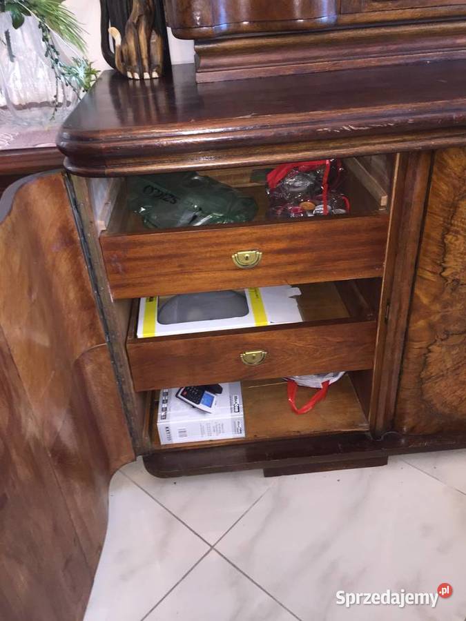 Stylowy kredens w starym stylu z witryną bufet Swarzędz sprzedam