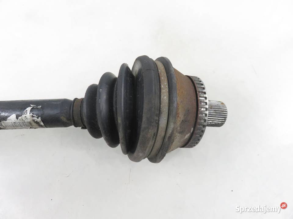 PÓŁOŚ PRAWA PRZEDNIA AUDI A4 B5 25 TDI sprzedam