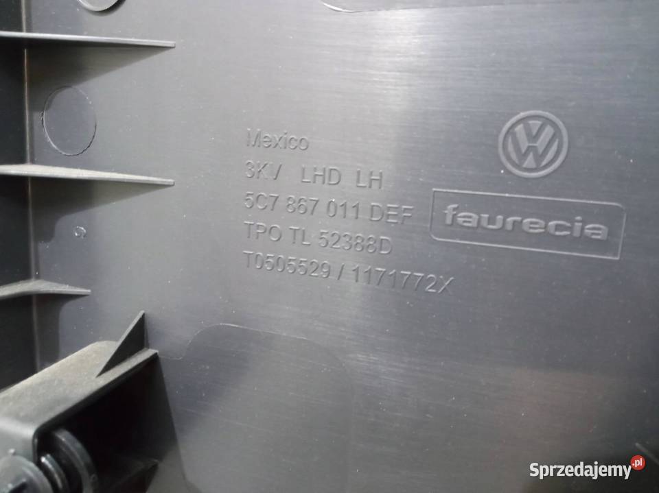 TAPICERKA BOCZEK LEWY PRAWY PRZÓD KPL 5C VW sprzedam