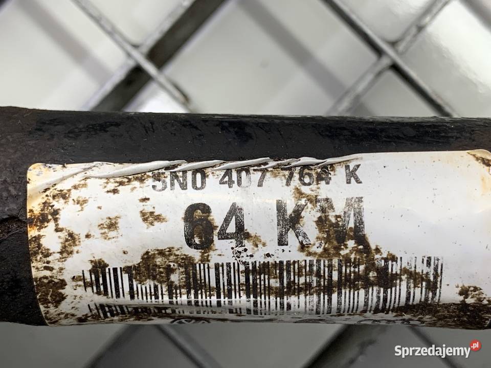 PÓŁOŚ PRAWY PRZÓD VW TIGUAN 5N0407764K 20 140 sprzedam