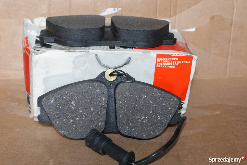 LOCKI HAMULC AUDI 100200 90 Z CZUJ 447698151A osobowe Pozostałe Białobrzegi