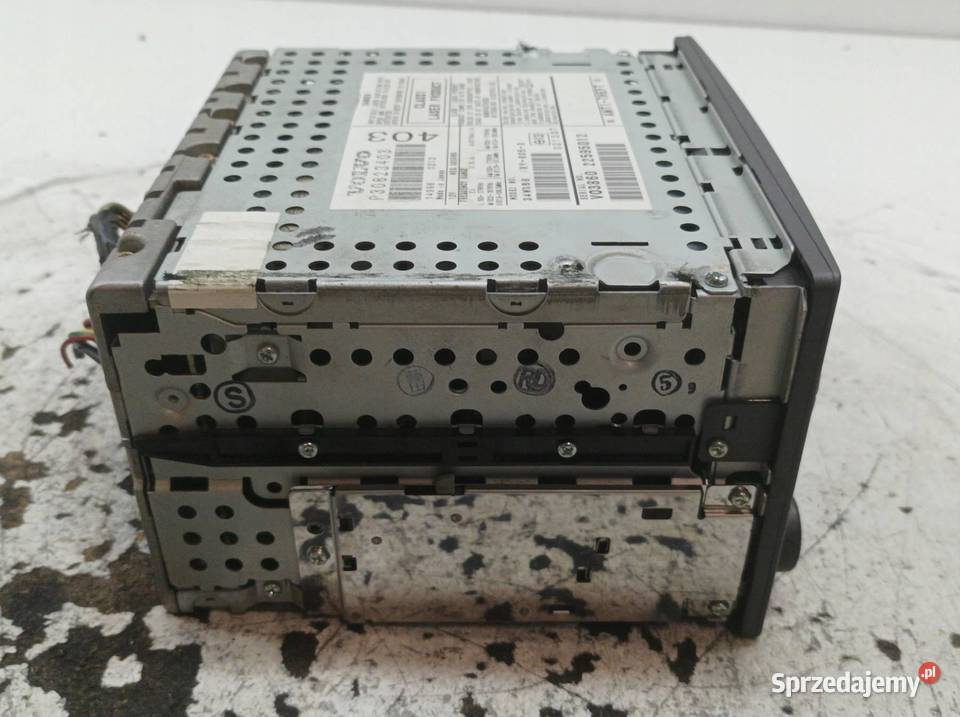 RADIO 30623403 Volvo V40 I 19952004 Rok produkcji 2003 sprzedam