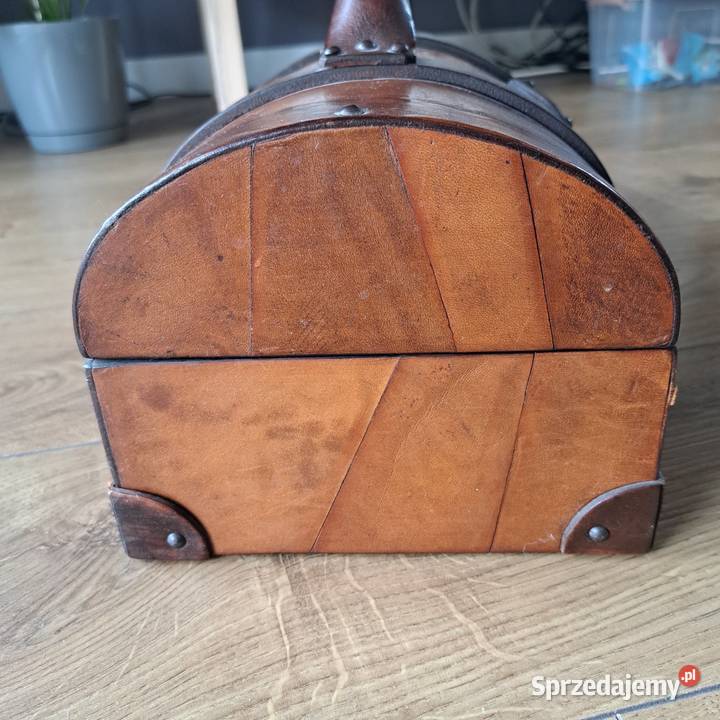 Stylowa Skrzynia Dekoracyjna w Stylu Vintage