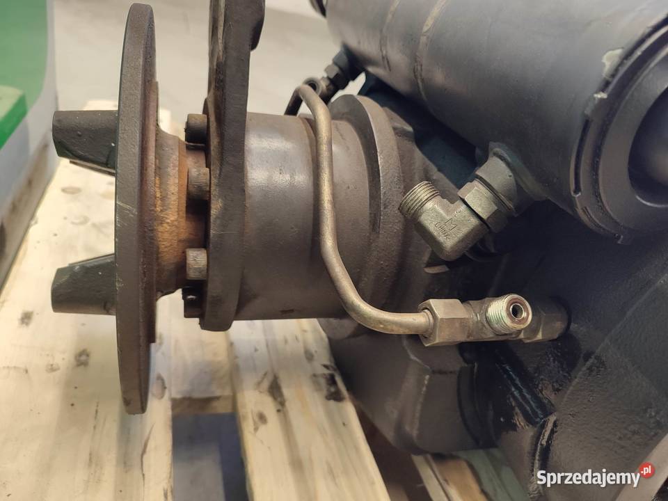 Siłownik skrętu Cat TH 337