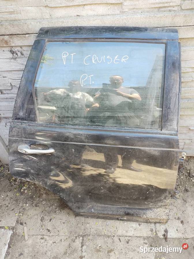 CHRYSLER PT CRUISER drzwi prawy tył czarne Kielce