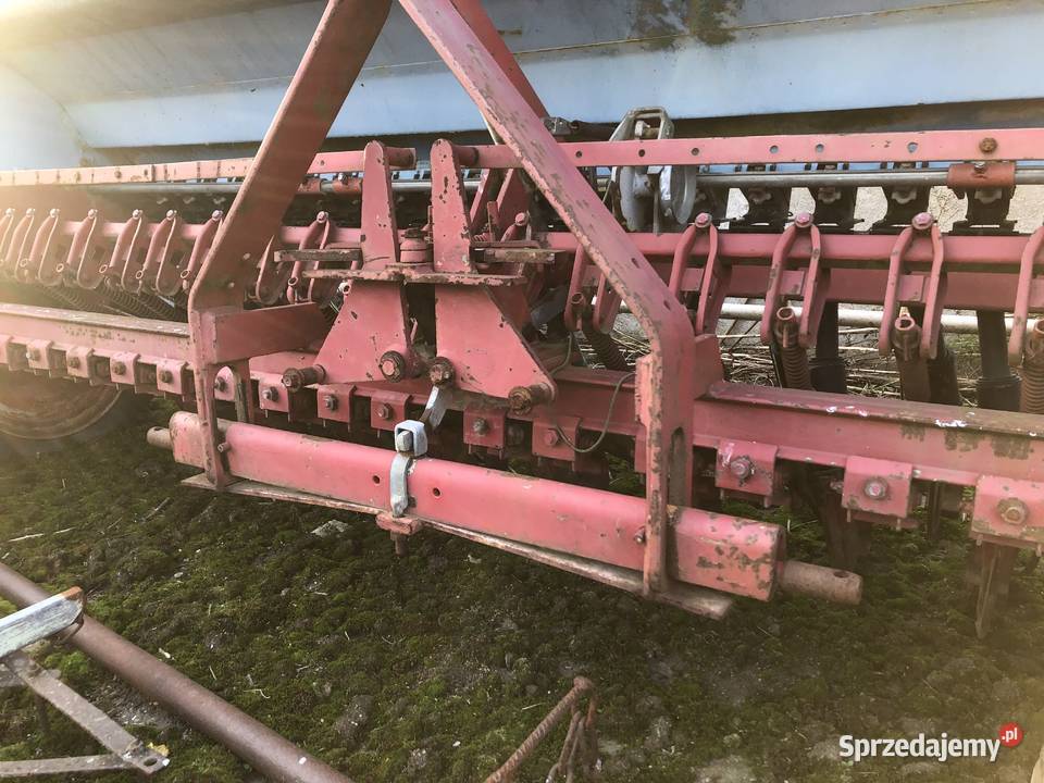Isaria 6000 3 m siewnik zbożowy Amazone Accord Sztum