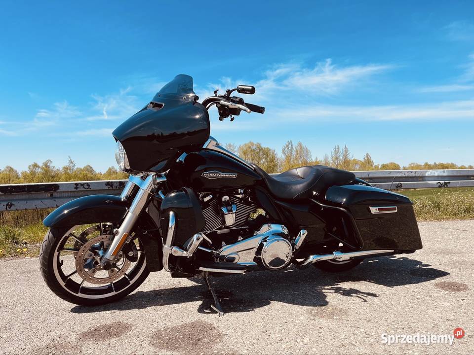 HarleyDavidson FLHX 107 Street Glide Harley-Davidson Rogów