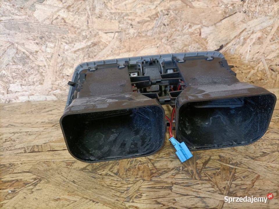 Kratka Nawiewu Awaryjne Mercedes W212 W207 osobowe Pozostałe Pleszew