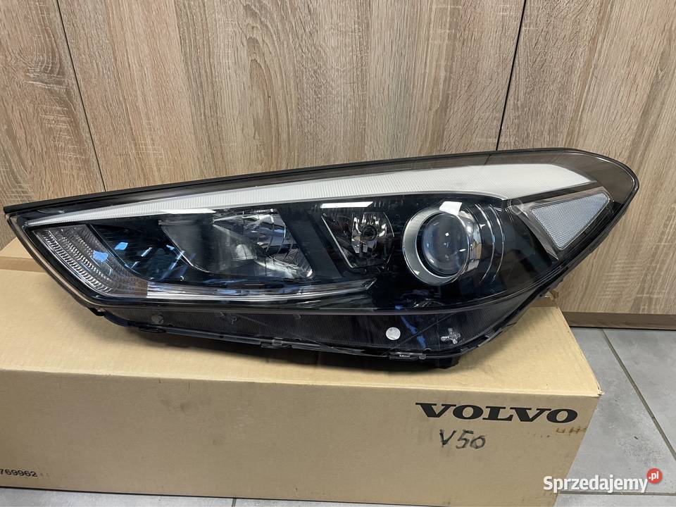 Hyundai Tucson III 15 reflektor lewy przód lubelskie Kozubszczyzna