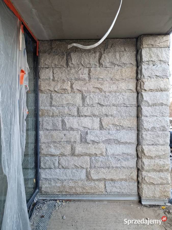 Pasy granitowe boniówka Jelenia Góra