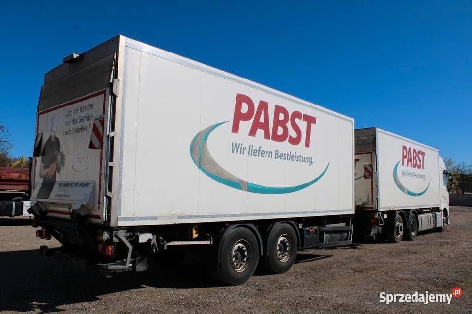 Chlodnia Zestaw Volvo FH do sprowadzenia Warszawa