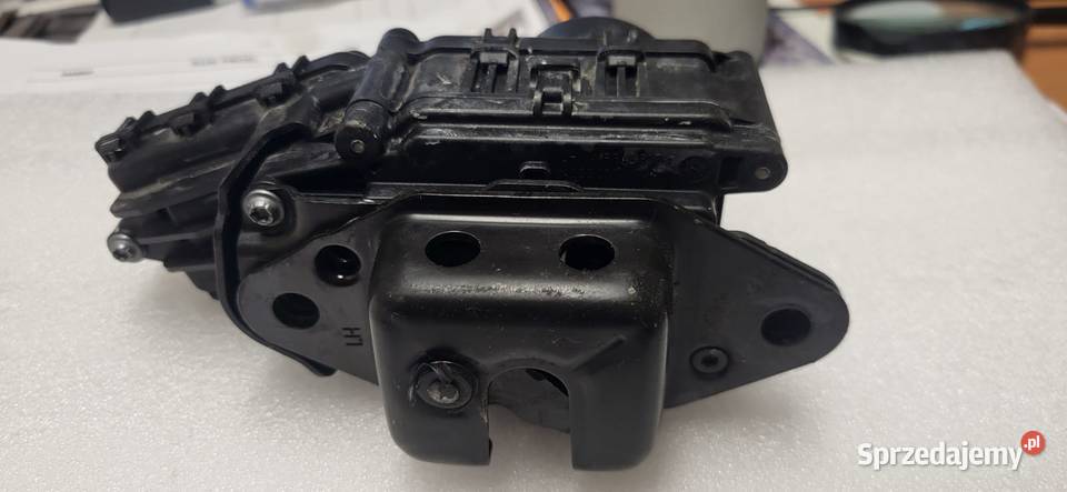 ZAMEK ELEKTRYCZNY TYLNEJ KLAPY 84533174 Mojusz