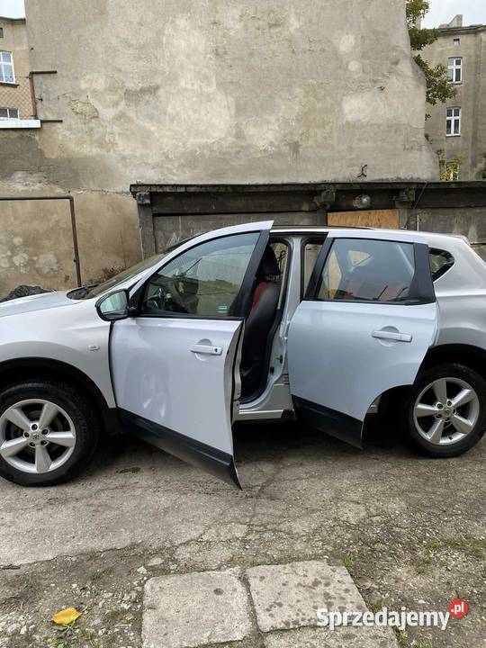 Sprzedam auto nissan Qashqai 2009