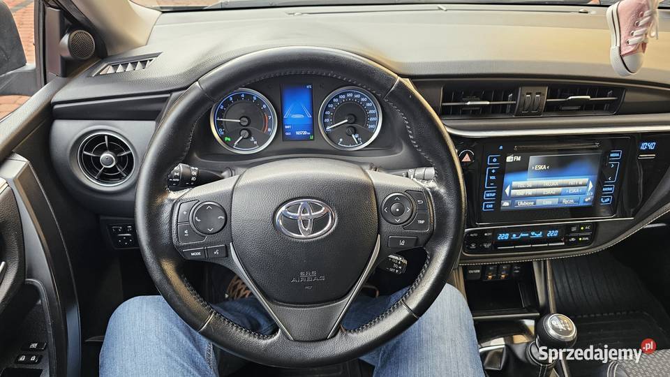 Toyota Corolla 16 132 2016 Lift Film Full LED asystent pasa ruchu Zarszyn