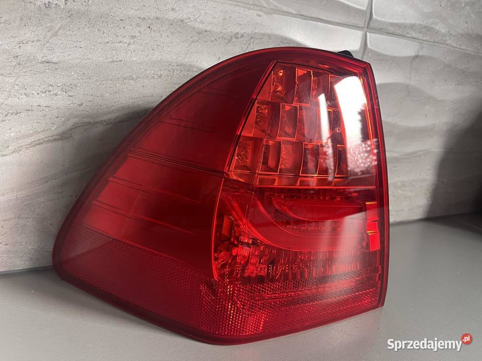 BMW E91 LIFT LEWA LAMPA TYŁ Ostroróg
