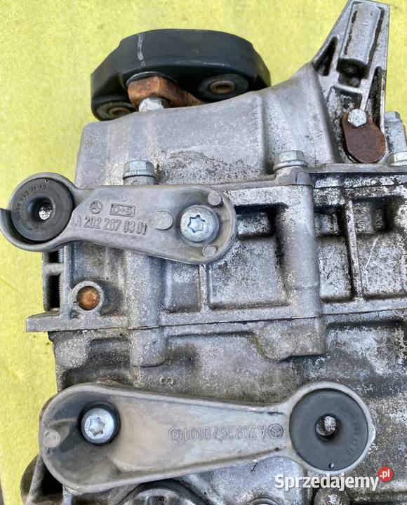 Mercedes W210 W202 Skrzynia biegów A2102600800 Rok produkcji 1999 Łagiewniki sprzedam