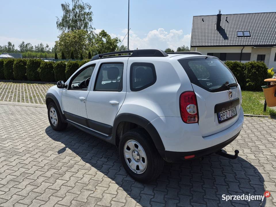 Dacia Duster Ładny stan Klimatyzacja Hak Relingi elektryczne lusterka Gniewczyna Łańcucka