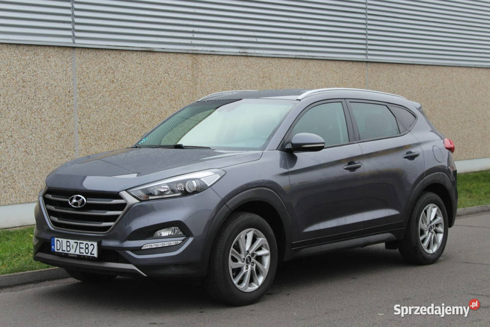 Hyundai Tucson 16 Benzyna 124 Wyposażenie Lubań sprzedam