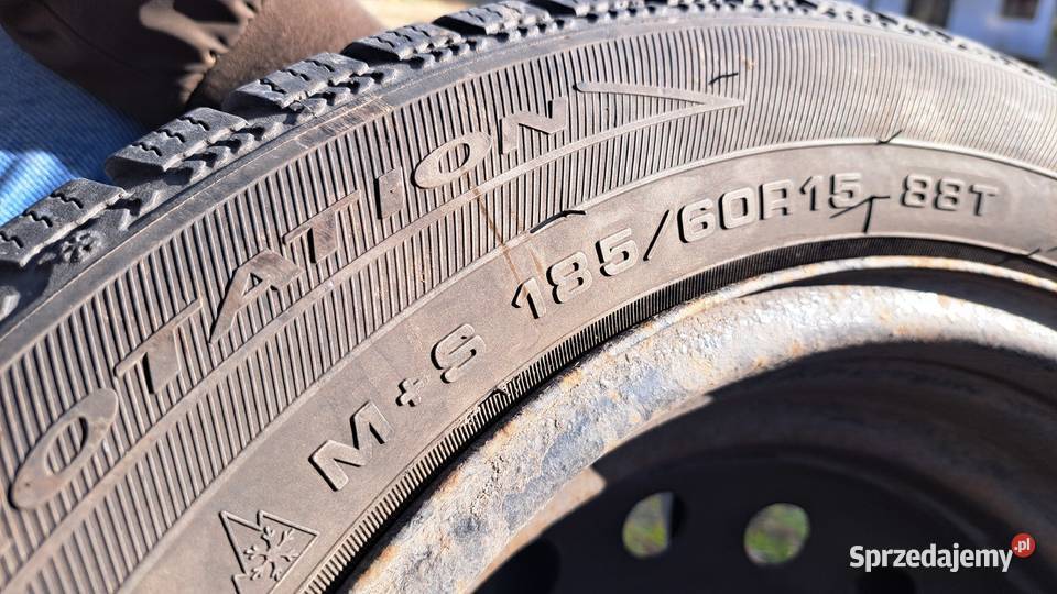 Komplet kół z oponami zimowymi 18560R15 Toyota Samochodowe Grabki Duże
