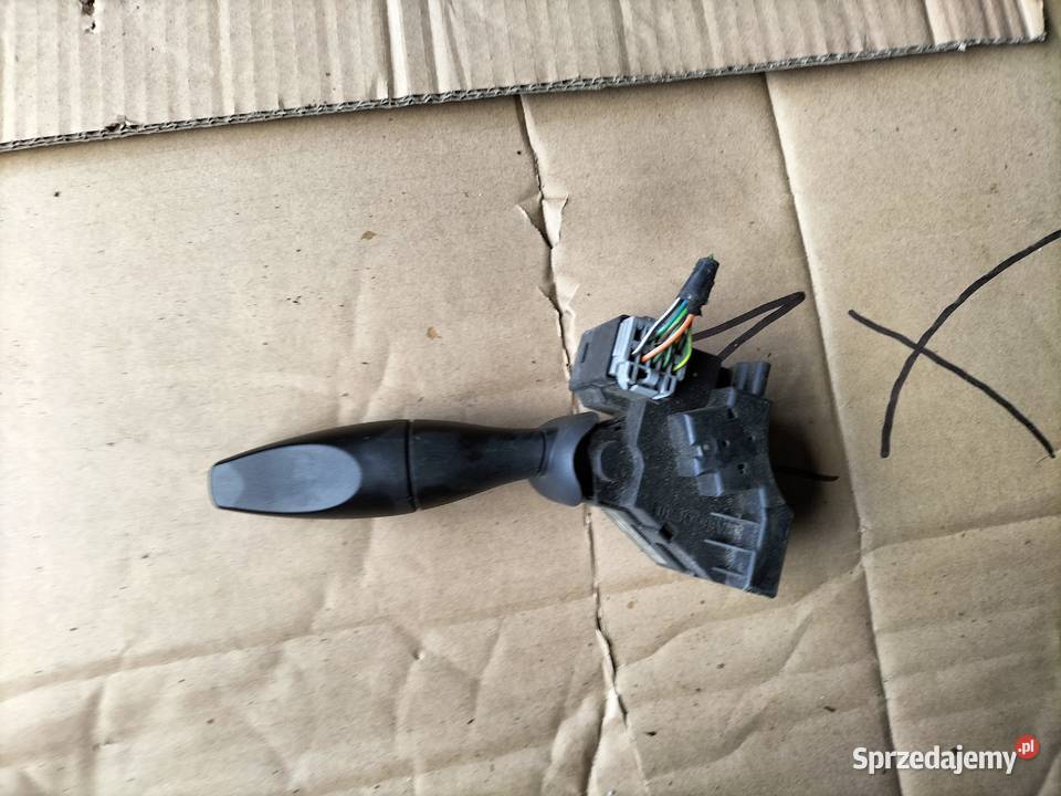 PRZEŁĄCZNIK ZESPOLONY ŚWIATEŁ FOCUS MK1 Kamień-Kolonia sprzedam
