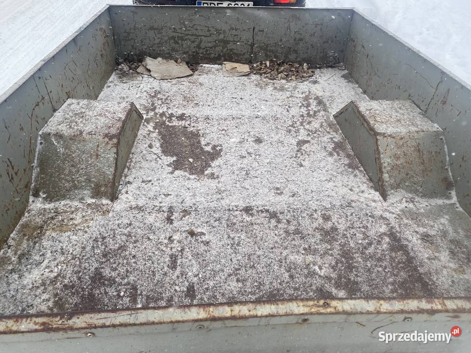 Przyczepka samochodowa