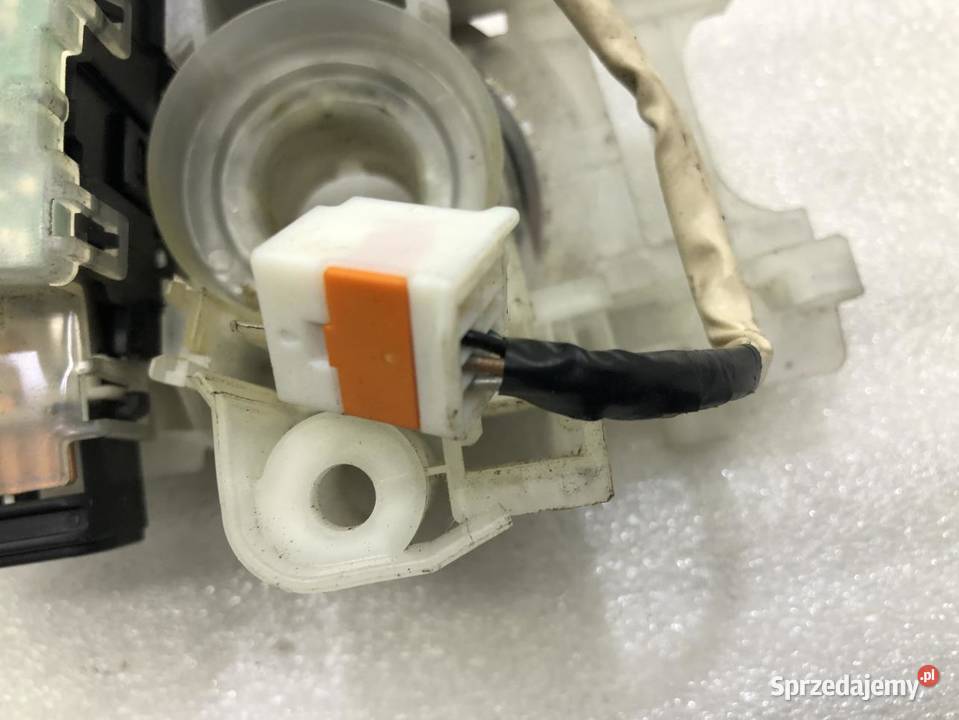 PRZEŁĄCZNIK WYCIERACZEK MAZDA 6 GY 0207 sprzedam