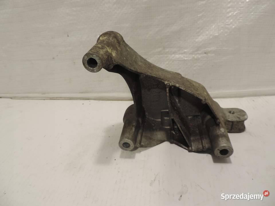 ŁAPA SILNIKA OPEL ASTRA 5 V K 14 T 13363920