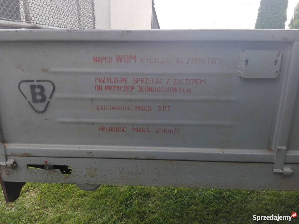 Rozrzutnik Obornika Jednoosiowy 3t T032 Tarnawa