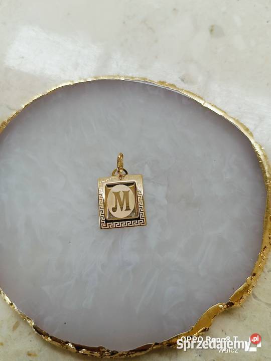 Złota Nowa zawieszka z literką M wys23mmpr334 Wałcz