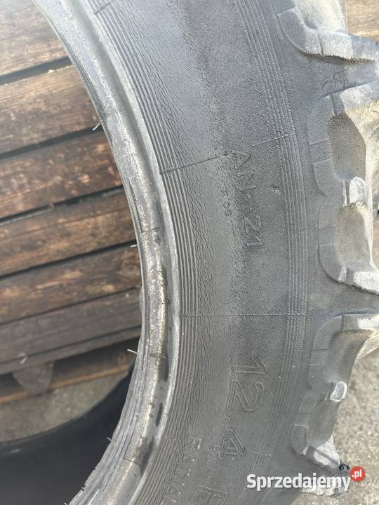 Opona rolnicza Stomil 124 R32 radialna AN21