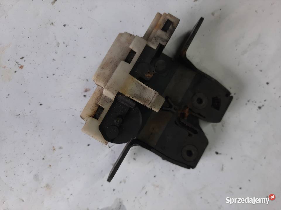 Renault Modus Zamek klapy tylnej bagażnika łódzkie Ksawerów