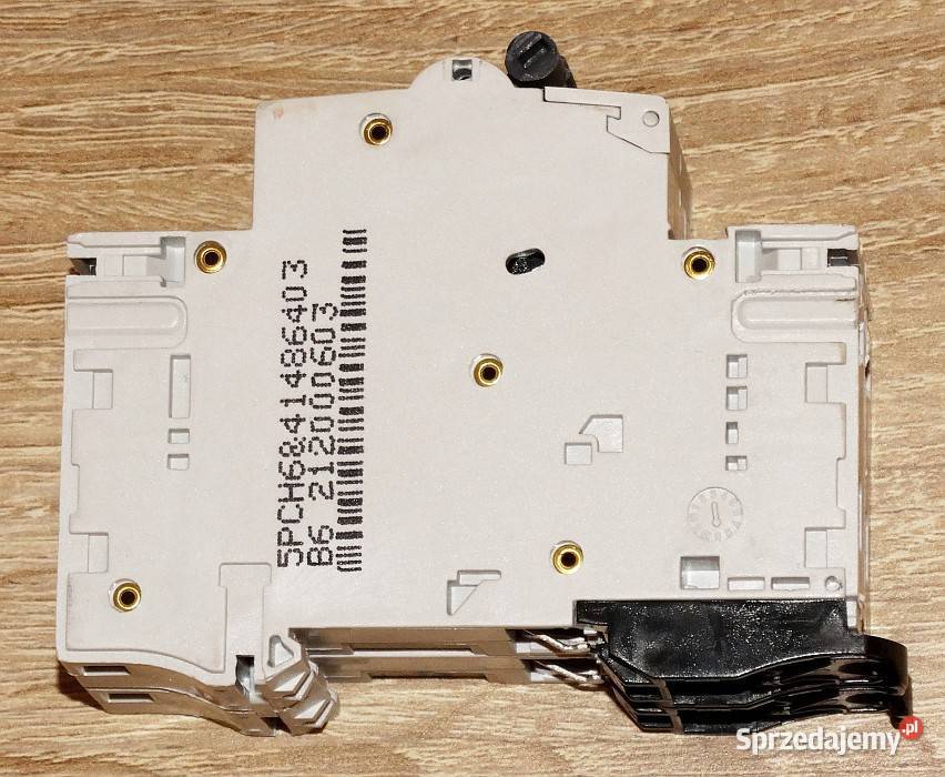 Wyłącznik nadprądowy ACDC samoczynny EP102UC B6