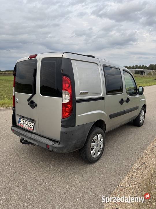 Fiat doblo lift 19 JTD 100 2006 Cargo zabudowa gniazdo USB