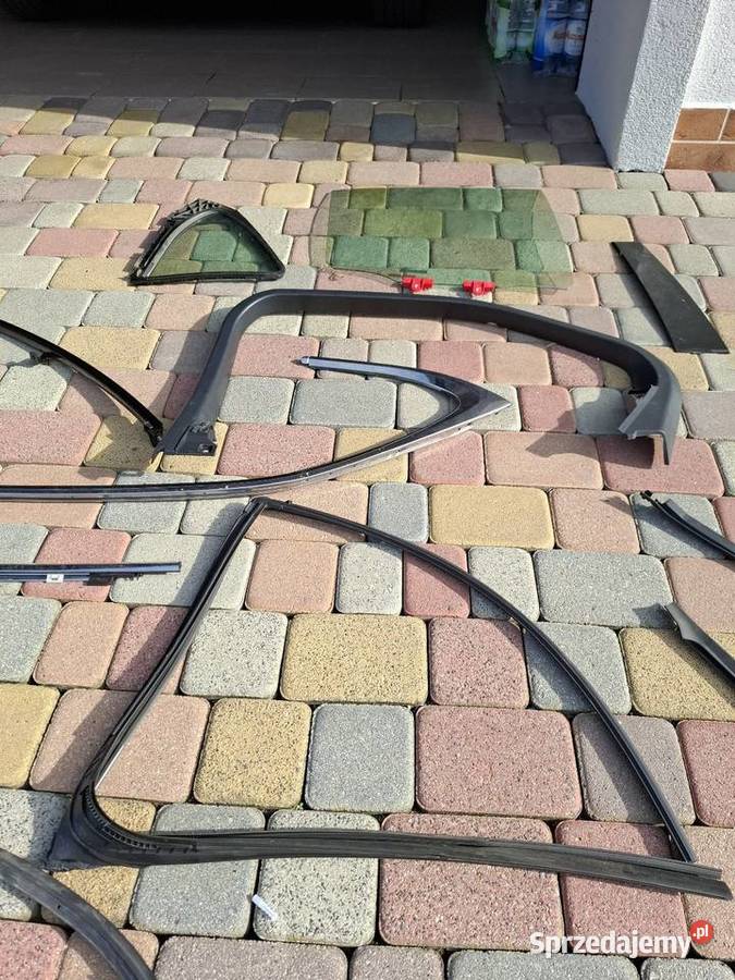 części z demontażu drzwi prawe przód i tył z Rzeszów