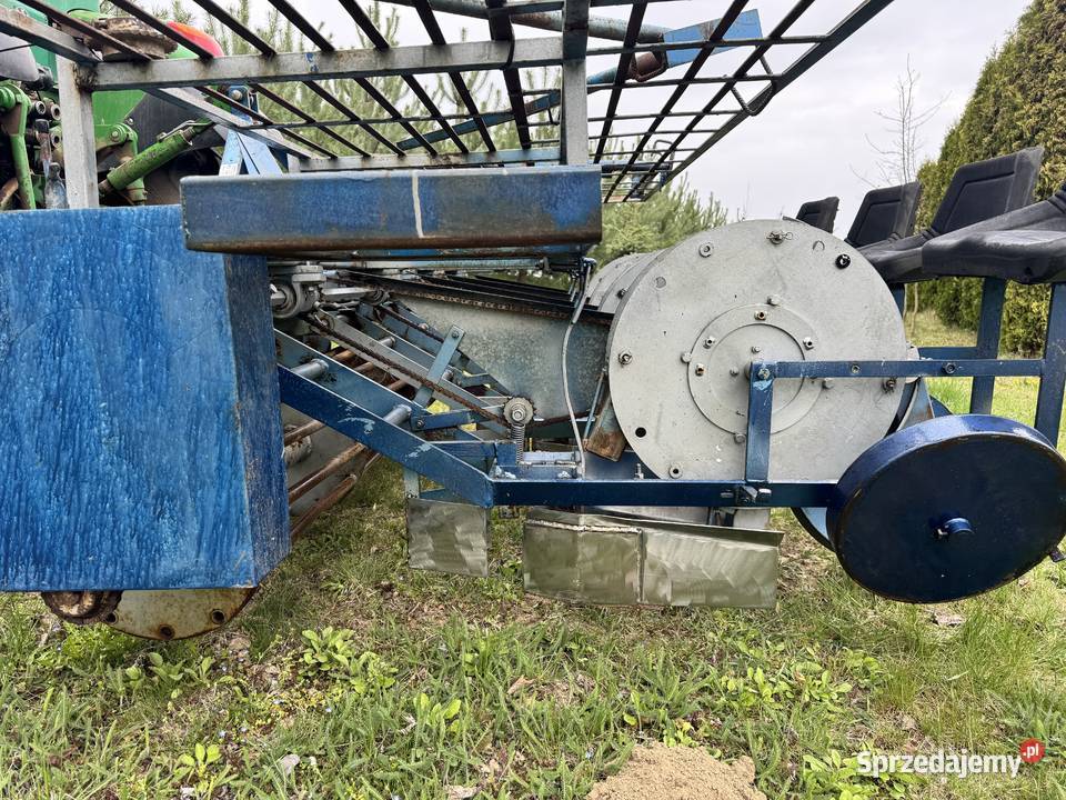 Sadzarka karuzelowa do warzyw tytoniu Perdu 4 Siewniki i sadzarki Przemęczanki