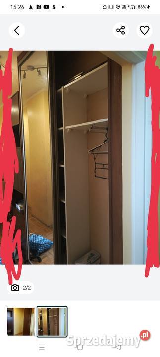 Szafa brązowa przesuwna z lustrem pokoju