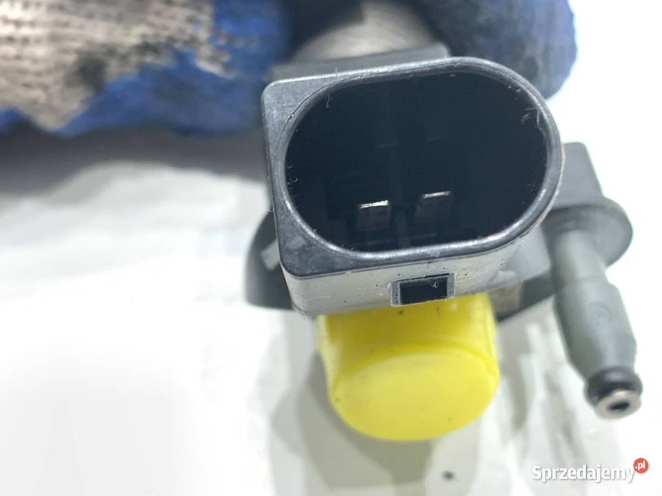 WTRYSKIWACZ AUDI A8 D5 059130277FE 30 286 WTRYSK osobowe sprzedam