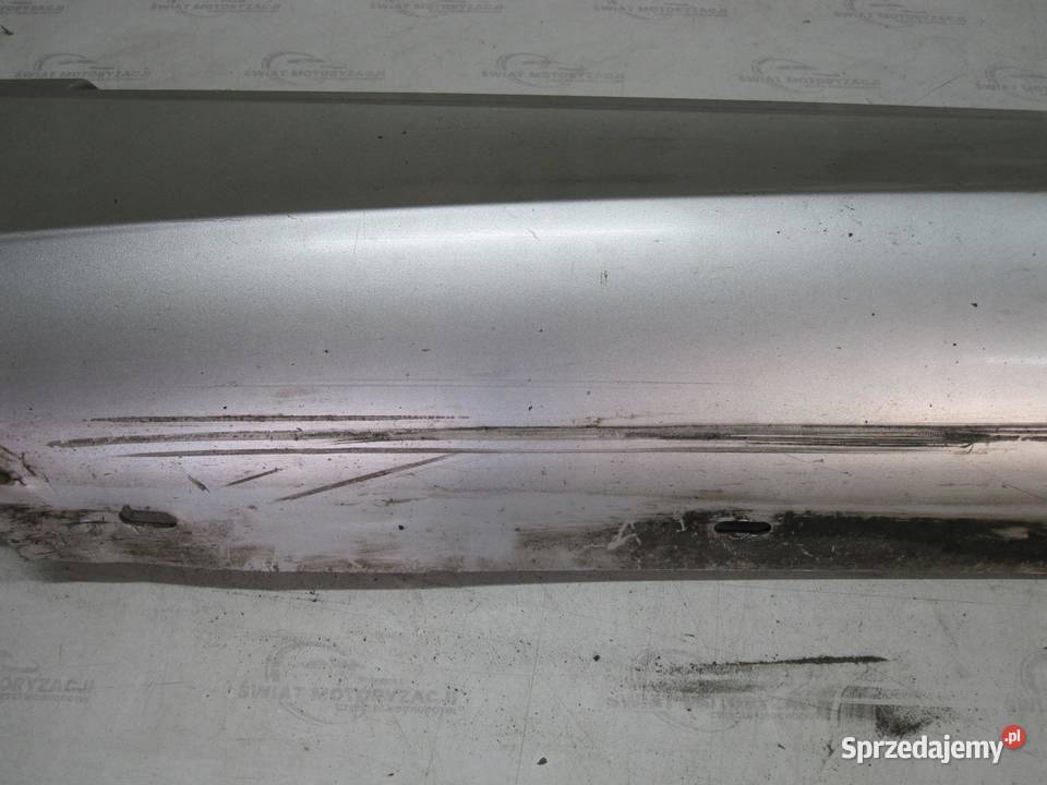 BMW E81 E87 LIFT 07r listwa progowa lewa