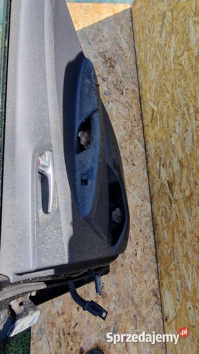 HYUNDAI TUCSON DRZWI TYŁ TYLNE PRAWE PRAWY KOD osobowe wielkopolskie