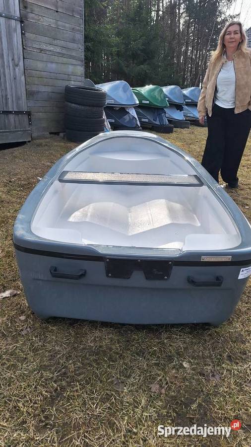 Łódka łódź na ryby ędkarska turustyczna