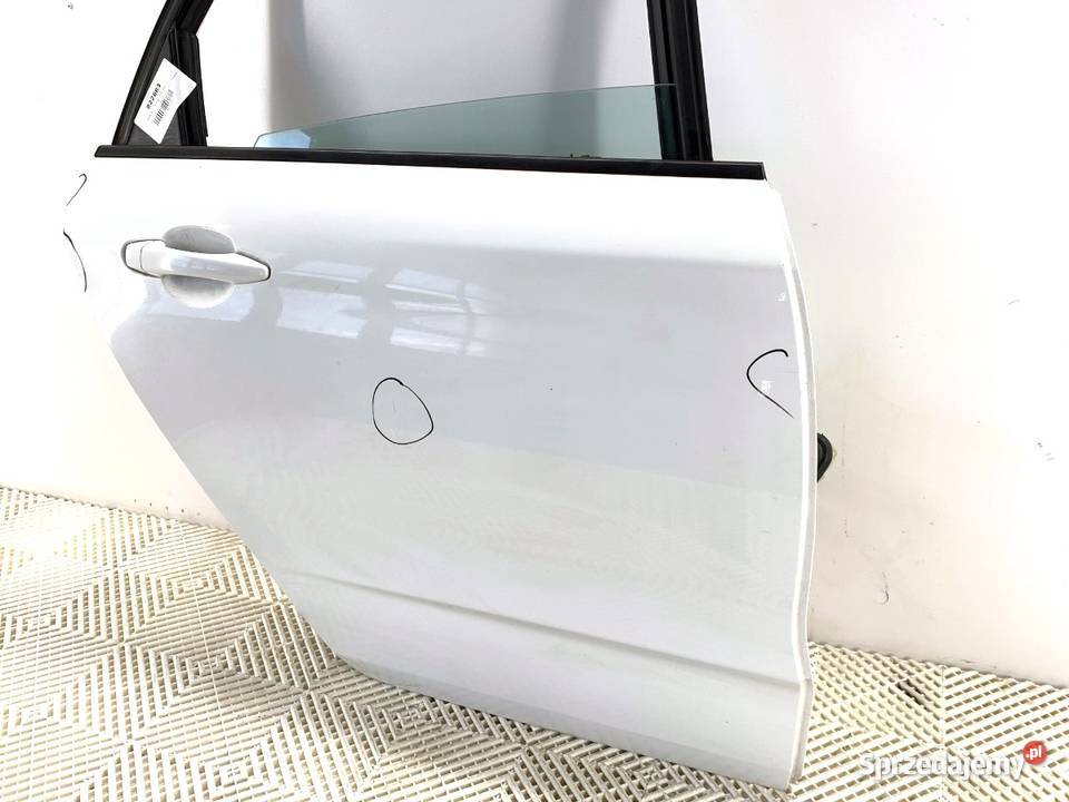 DRZWI PRAWY TYŁ CITROEN C4 II Hatchback LAKIER