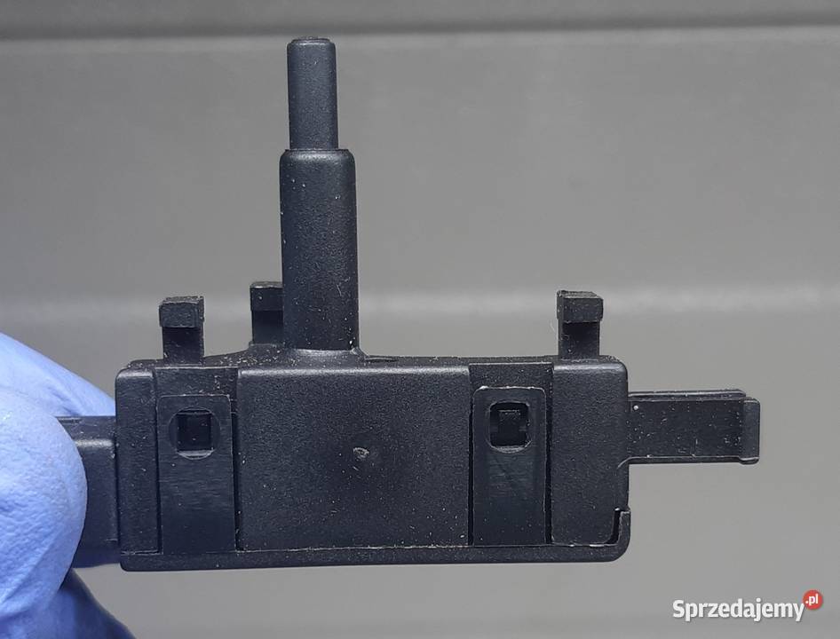 WŁĄCZNIK ŚWIATEŁ COFANIA MERCEDES W124 W202 W210 Mielęcin