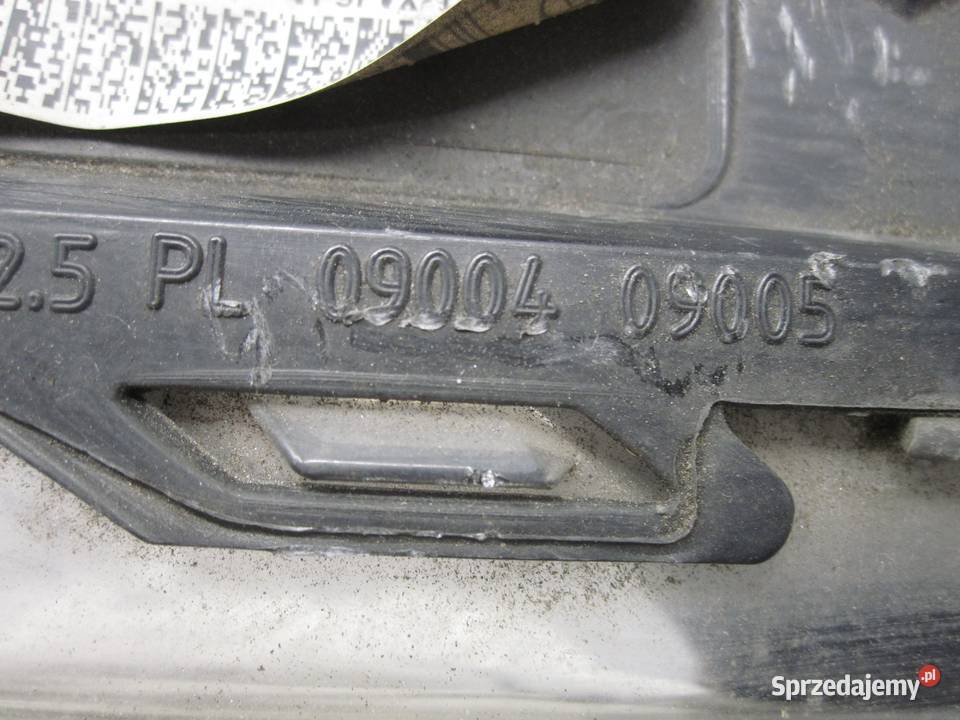 CITROEN DS3 11r lampa prawa przód ANGLIK świętokrzyskie