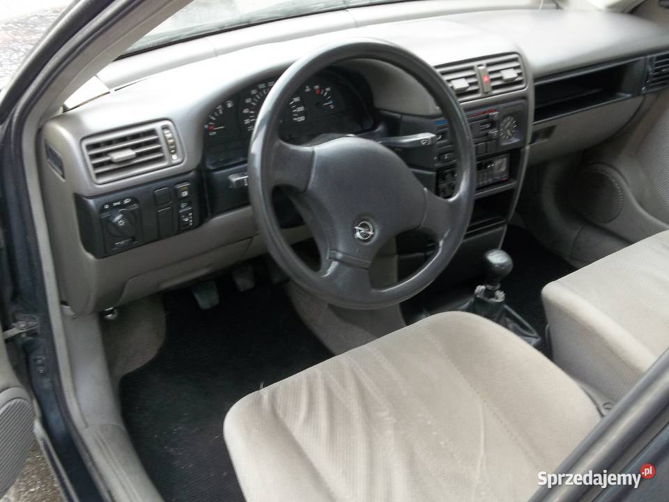 Opel Vectra 1991r bg Radom